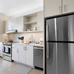 Apartment In Northwest Portland